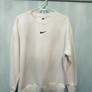 Nike Women's Phoenix Fleece Oversized Crew Sweatshirt